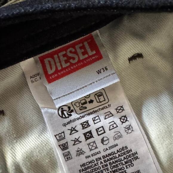 New Diesel Zatiny Bootcut Denim Jeans Dark Blue Rinse Button Fly US Sz 36x30 - Picture 10 of 13